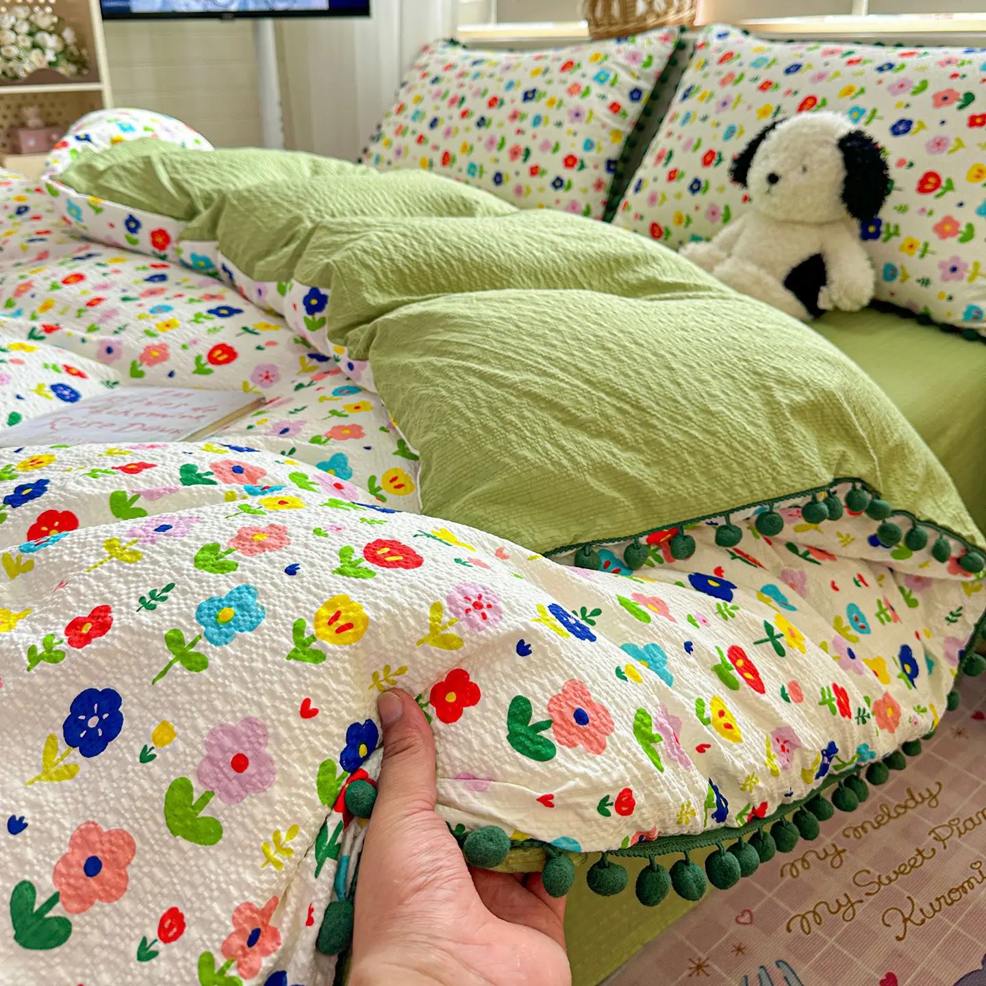 4pcs Floral Pattern Puff Gauze Cover Set,Premium Soft Breathable Comfortable Fabric, Single Double Queen King Super King Size
