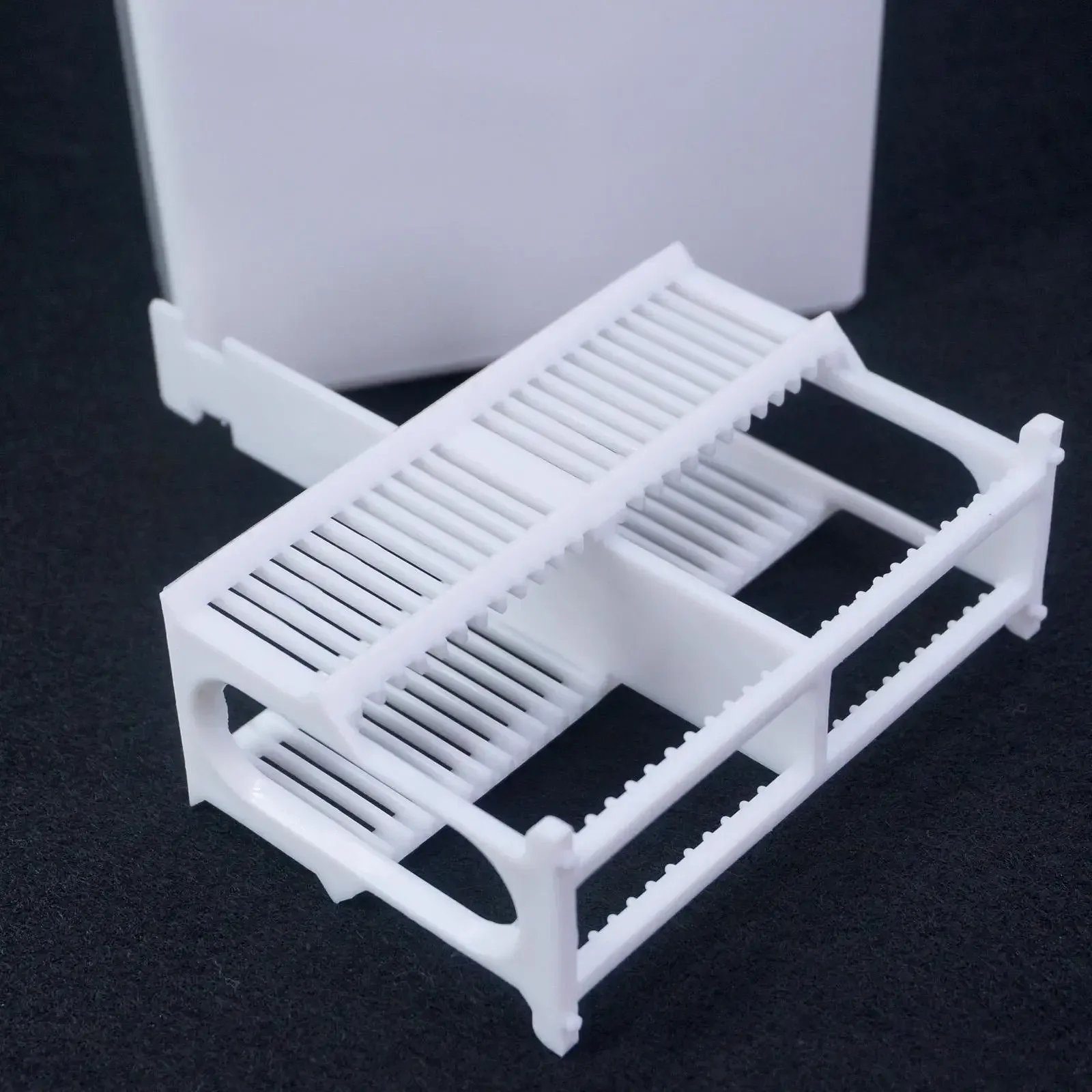 White/Gray PP Staining Rack Jar For 24 Slots Glass Slide Lab Apothecary Chemist view 5