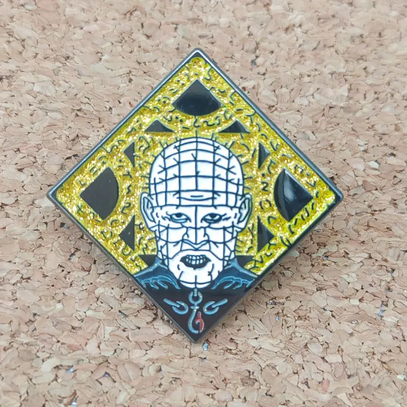 الإثارة نفس بروش أفلام الرعب الكلاسيكية المحيط المينا دبوس شارة التلبيب جمع المجوهرات هدية عيد ميلاد #3