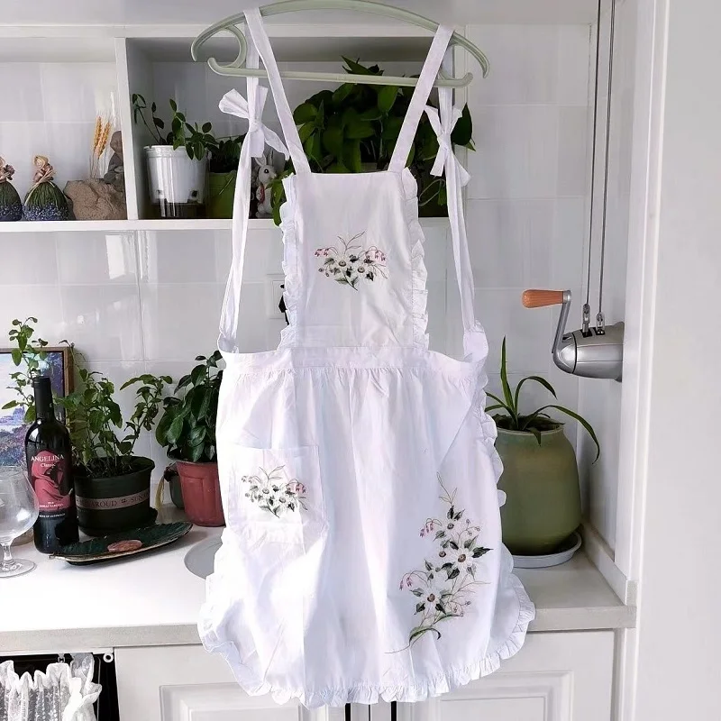 Princess Ruffles Retro Pastoral Apron White Cotton Embroidered Cooking Kitchen Apron For Woman Dress Flower Shop Hairdresser Bib