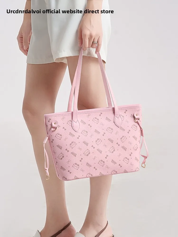 

UR Printed Cartoon Tote Bag Women's 2025 New Sle College Students Class Large Capaci Commuting Single oulder Bag