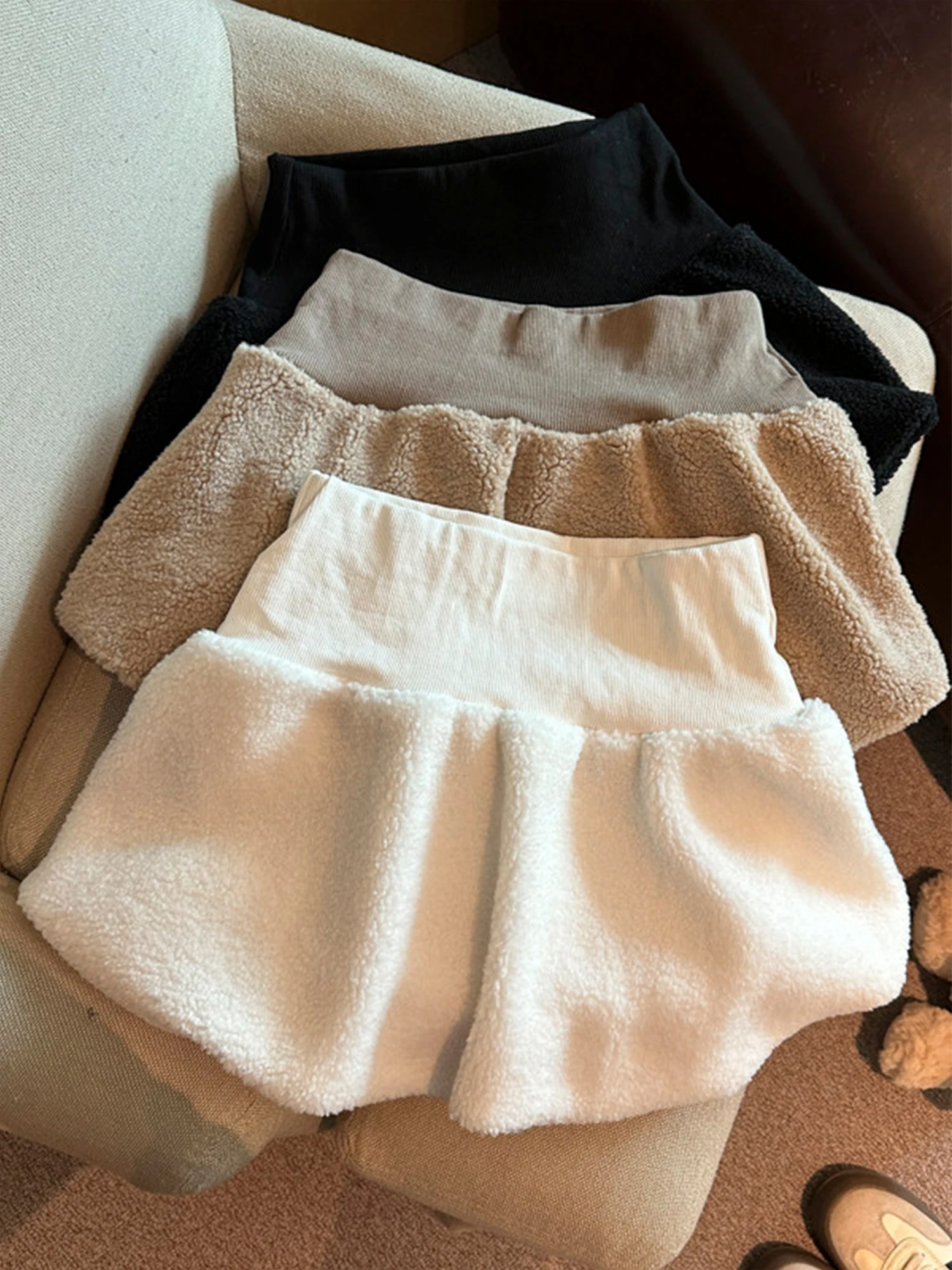 Women White Mini Skirt Vintage Y2k Gyaru A-line Skirt Harajuku Korean Style High Waist Lamb Wool Skirt 2000s Clothes Spring 2026