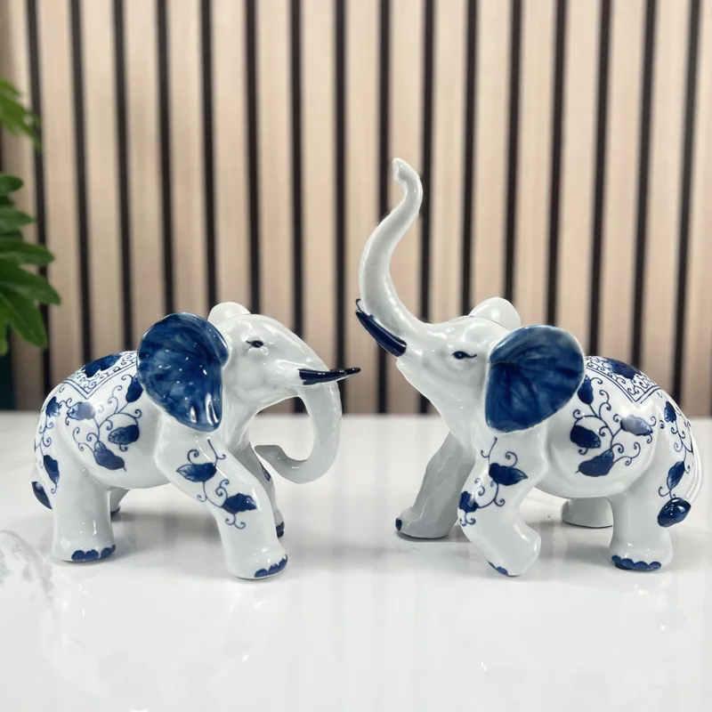 Blue and white ceramic ornaments living room TV cabinet wine cabinet decorative ornaments