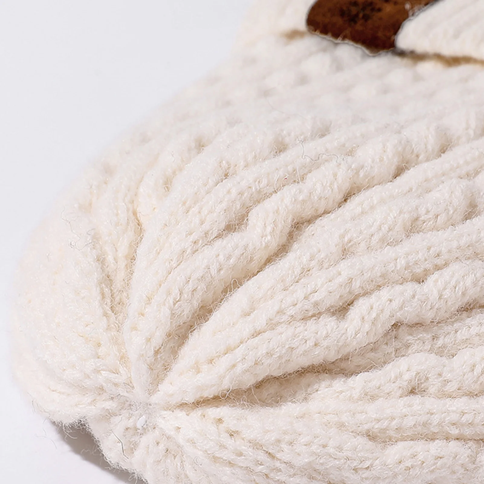 3pcs Winter Warmth Beanie Hat Set Touch Screen Gloves Scarf Cold Weather Gear Thick Knit Accessories for Snow Outdoor Travel