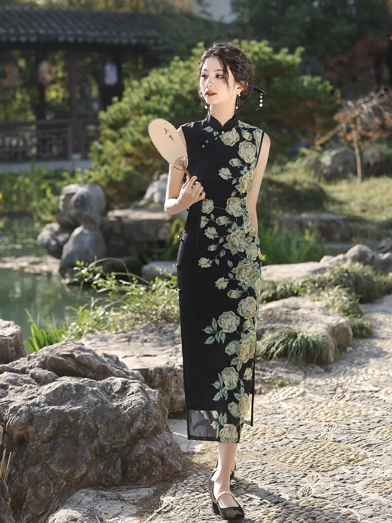 Dark Green Qipao 2024 New Spring Youth Style Vintage Old Shanghai High end Improved Dress for Women