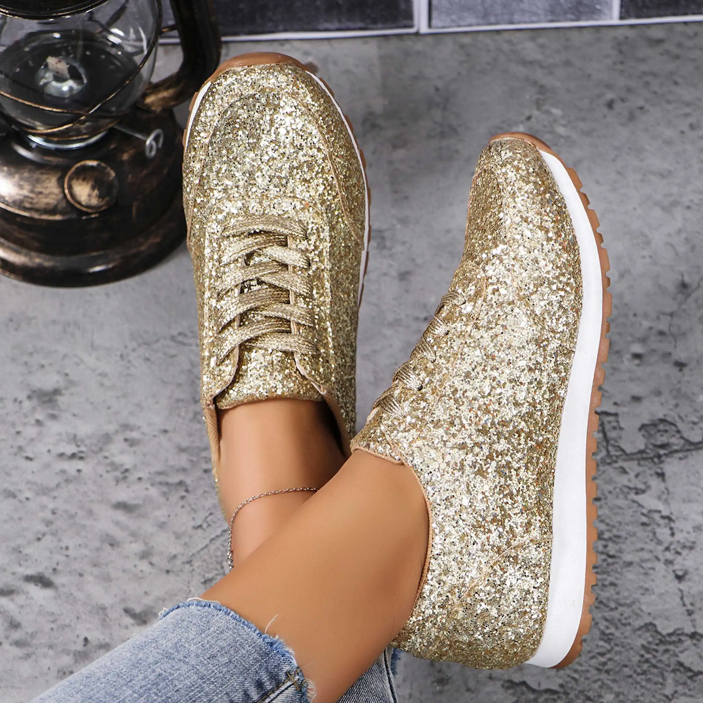 

Flats Women Sport Shoes Bling Women's Sandals Casual Walking Loafers Summer Designer New Running Zapatos De Mujer Plus Size 43