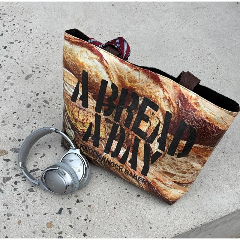 Reversible PVC-Schultertasche mit beidseitigem Druck, Retro-Denim-Print, wasserdichte Einkaufstasche mit großer Kapazität, leichte Einkaufstasche – Detail 12