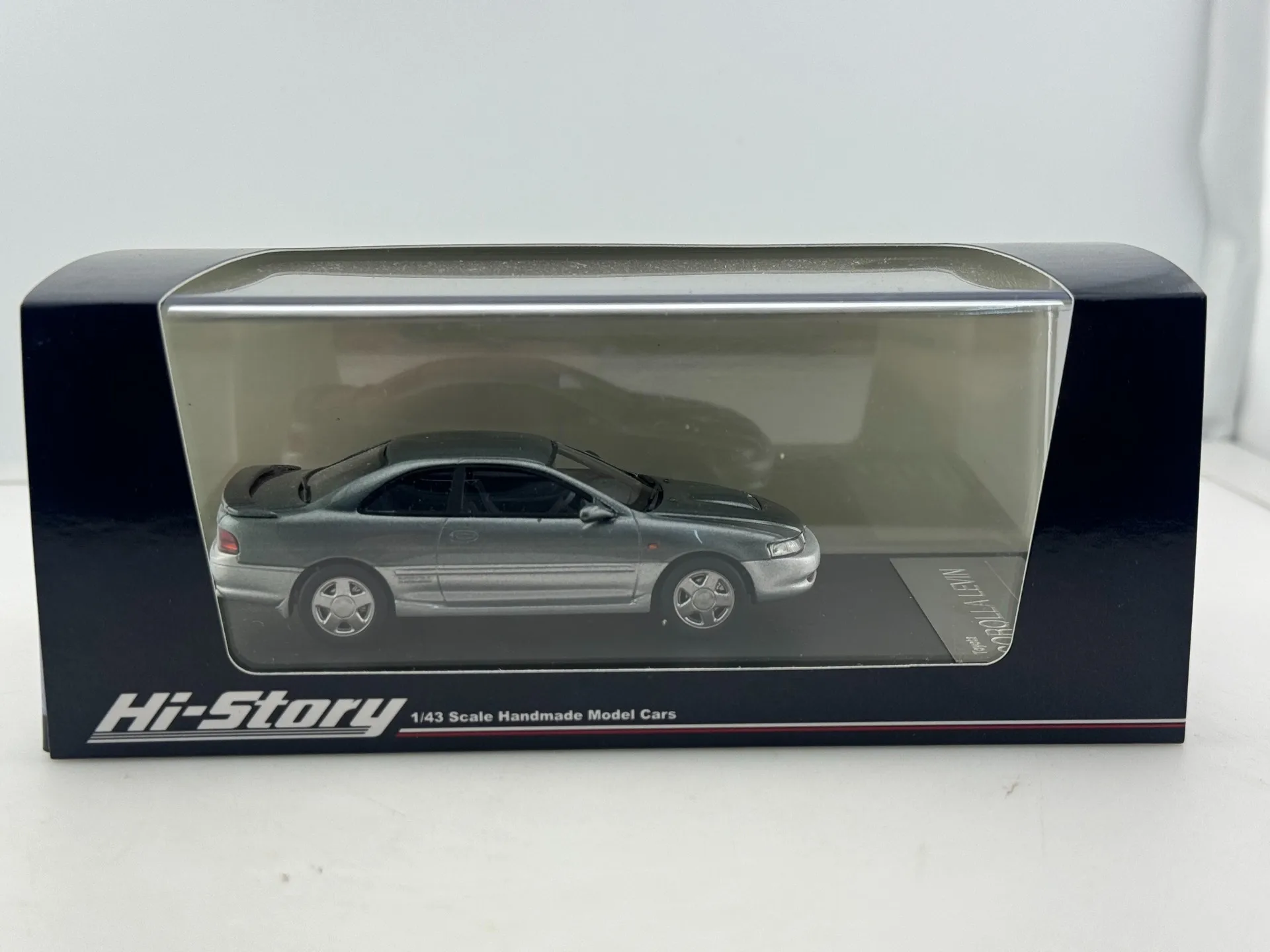 

"Broken Window" Flaws Diecast Hi Story 1/43 Scale Toyota Corolla Levin Resin Car Model Collectible Toy Gift Souvenir Display