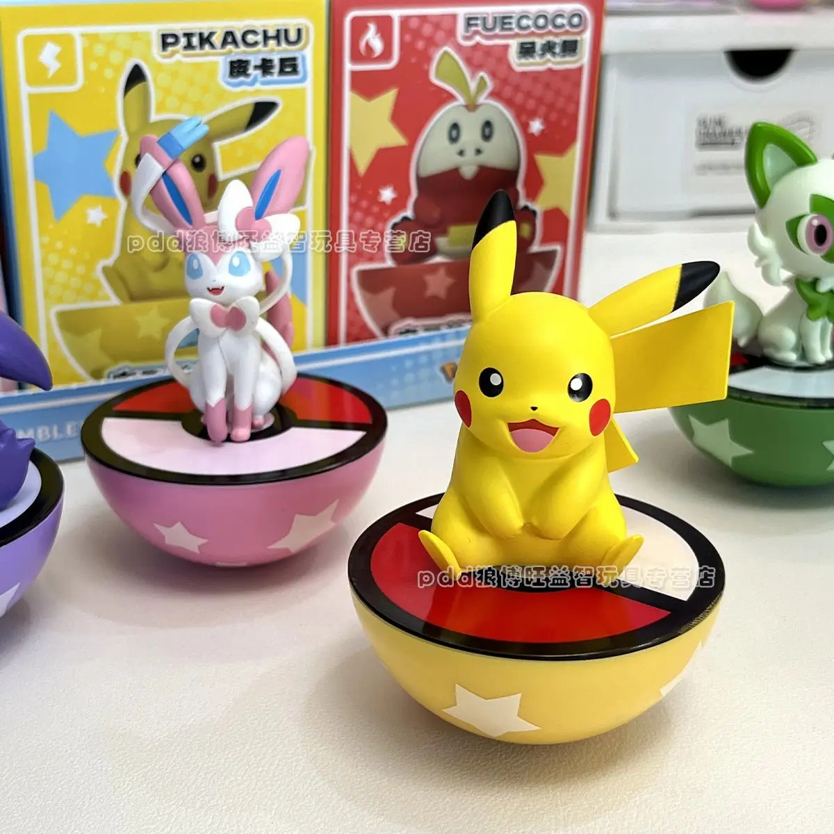 Original Pokemon Anime Figuren Pikachu Gengar Sprigatito Sylveon Quaxly Fuecoco Tumbler Spielzeug PVC Modell Kawaii Sammeln Kind Puppen