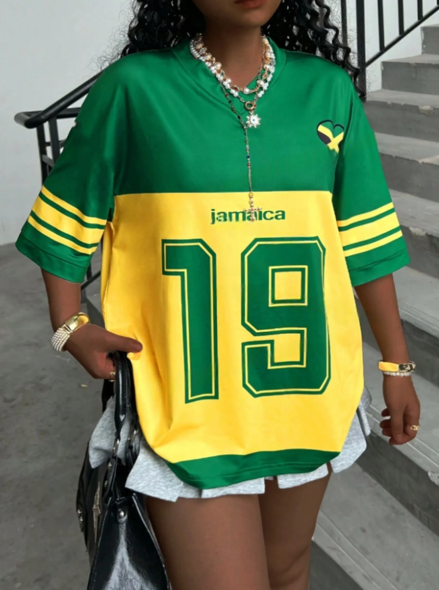 

Jamaican Flag Print No. 19 T Shirt for Women Striped V-Neck Tee Summer Oversized Harajuku Trend Short Sleeve Streetwear Tops