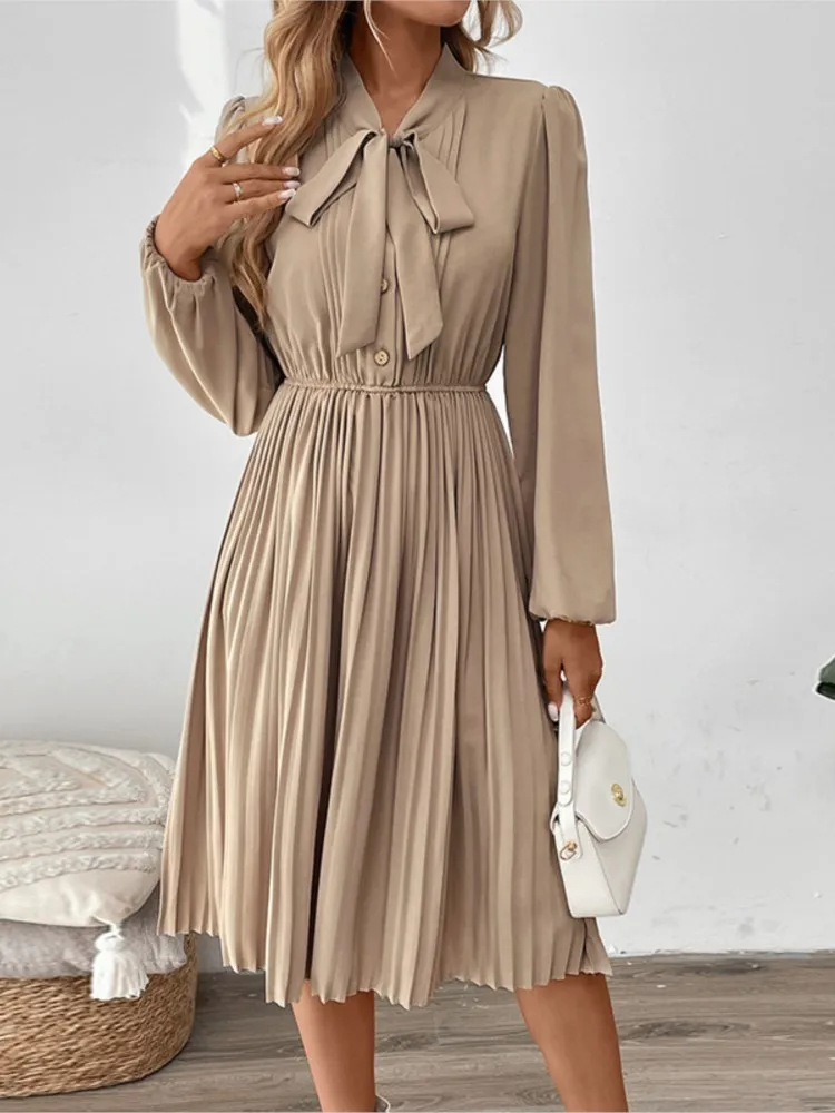 

2025 Autumn Women's New Vestidos Solid Color Pleated Dress Long Sleeve Office Commuting Elegant Commuting Party Style Dresses
