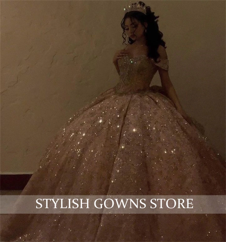 Champagne Rose Gold Off The Shoulder Ball Gown abiti Quinceanera per ragazze abiti da festa di compleanno con perline Lace Up Back personalizzato