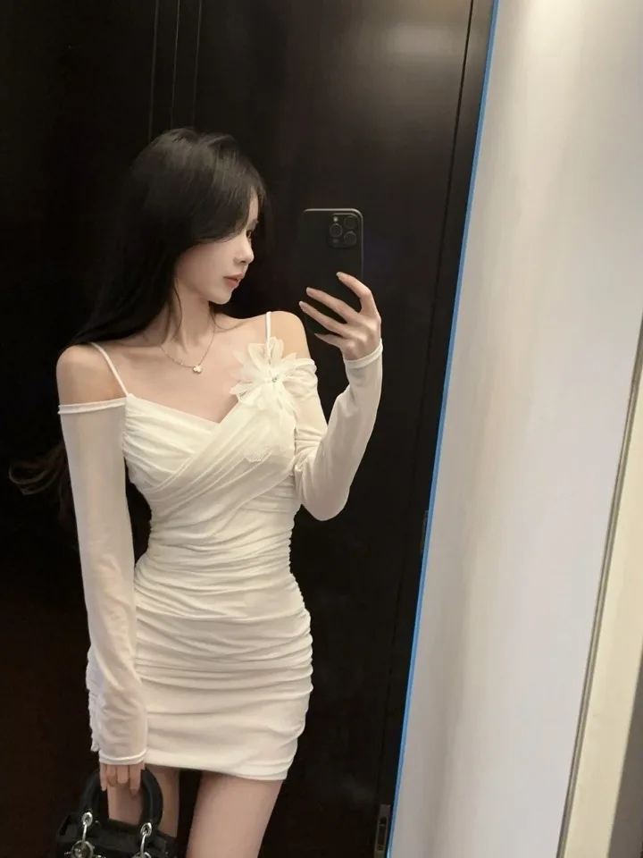 

Белое сексуальное облегающее платье с цветочным принтом и открытыми плечами для молодых женщин, с завышенной талией, из мягкого полиэфирного волокна