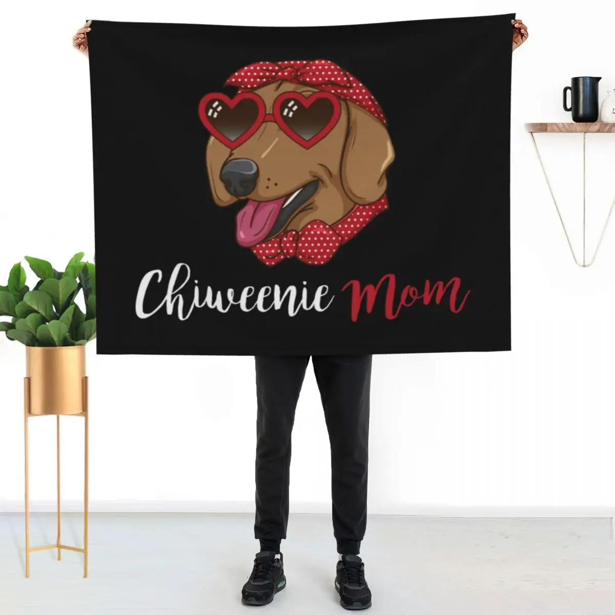

Chiweenie Mom Dog Lover Gift Women Dog Owner Chiweenie Throw Blanket Long Lasting Soft Plush Blanket for Daily Use