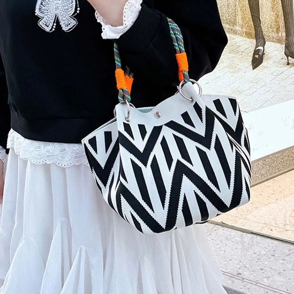 

Sweet Women Knitted Handbag Stripe Butterfly Printed Small Bag Japanese Style Magnetic Button Floral Commuting Pouch Shopping