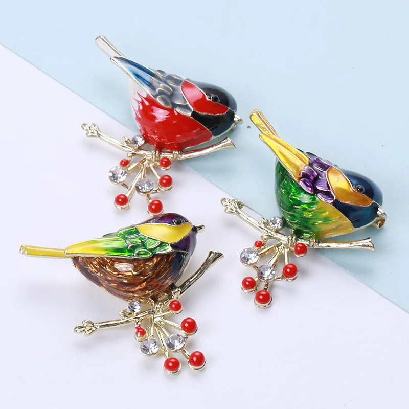 Multicolor Bird Brooch for Women Unisex Rhinestone Sparrow Pins Magpie Badge Party Backpack Gifts Jewelry Accessories