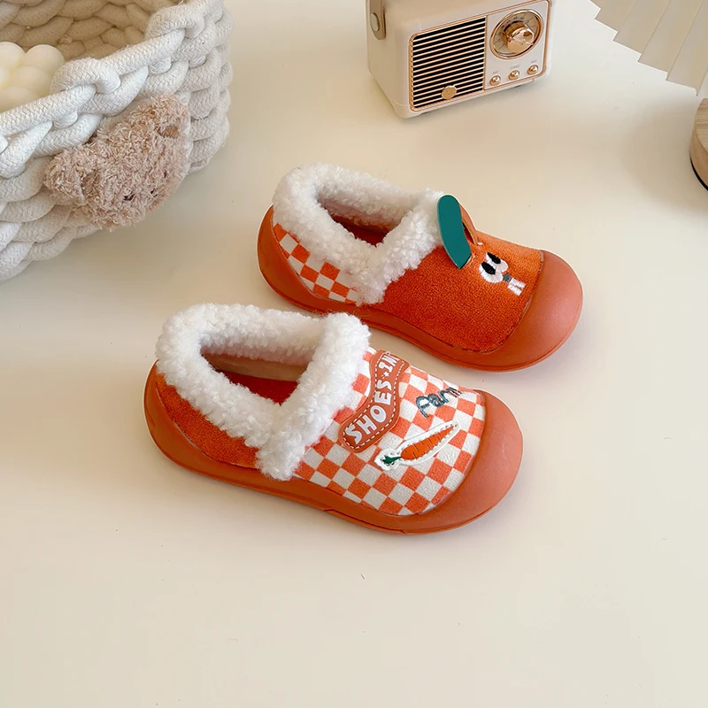 2025 لطيف الكلب أرنب الفتيات أحذية الشتاء الاتجاه الجديد الأطفال الثلوج الأحذية زائد القطن الدافئة طفل أطفال السببية موضة حذاء من الجلد
