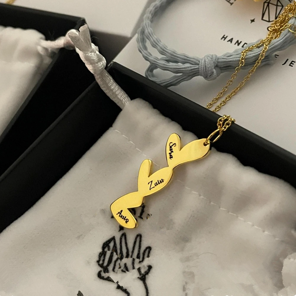 Personalized Multiple Heart Name Necklace Custom Family Jewelry for Grandma Birthday Gift Engraved Name Date Heart Necklaces