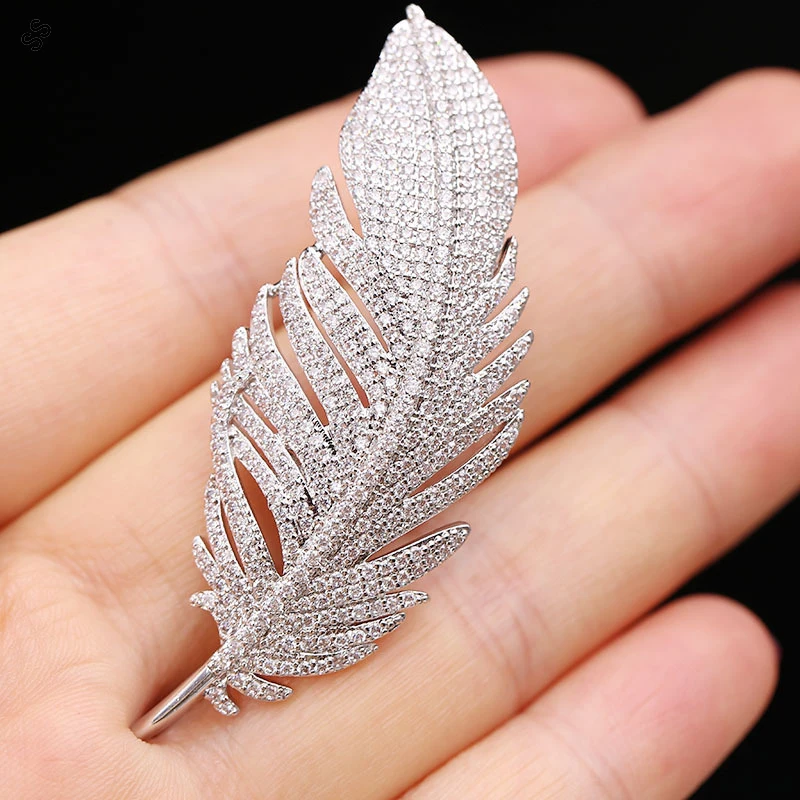 Colored Gemstone Zircon Corsage Pin for Women's Suit Cheongsam Shawl Buckle Accessories High-grade Feather Brooch