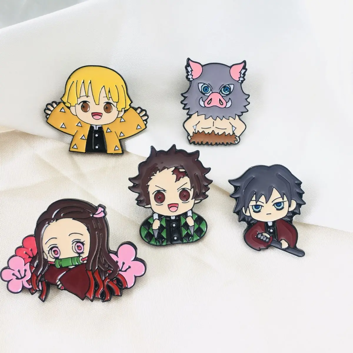 

5Pcs/set Cartoon Demon Slayer Anime Cosplay Brooches Character Pins Clothing Backpack Lapel Badges Jewelry Accessories Gifts