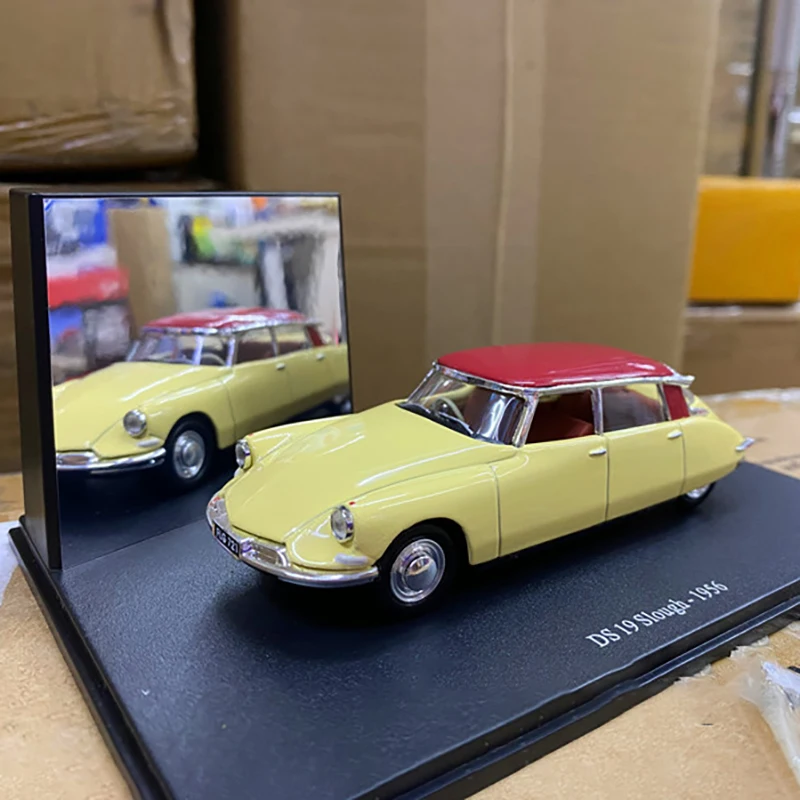 Diecast Alloy 1/43 Scale Citroen DS Slough-1956 Car Model For Adult Classic Collection Static Display Ornament