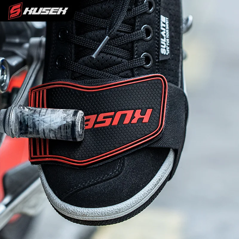 

Крышка переключения передач мотоцикла, черная защита рычага переключения передач для ботинок, универсальный нескользящий аксессуар для велосипеда