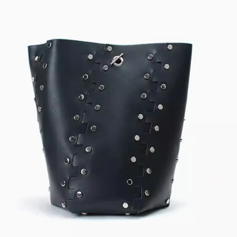 Black Designer Rivets Large Bucket Bags Women Purses and Handbags Female High Quality Shoulder Messenger Bags