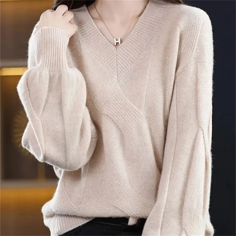 Korean Female V-neck Bubble Sleeve Top Knitted Sweater Fashion Women Loose Fitting Pullover Sweater Coat Ladies Versatile Jumper