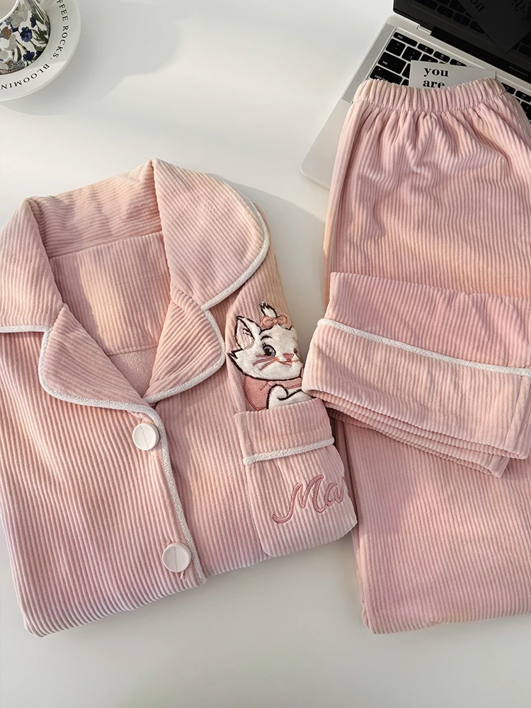 

Thiened Island Velvet Spwear for Women Winter Home Clothes Cartoon Mary Design Warm Home Suit for Students