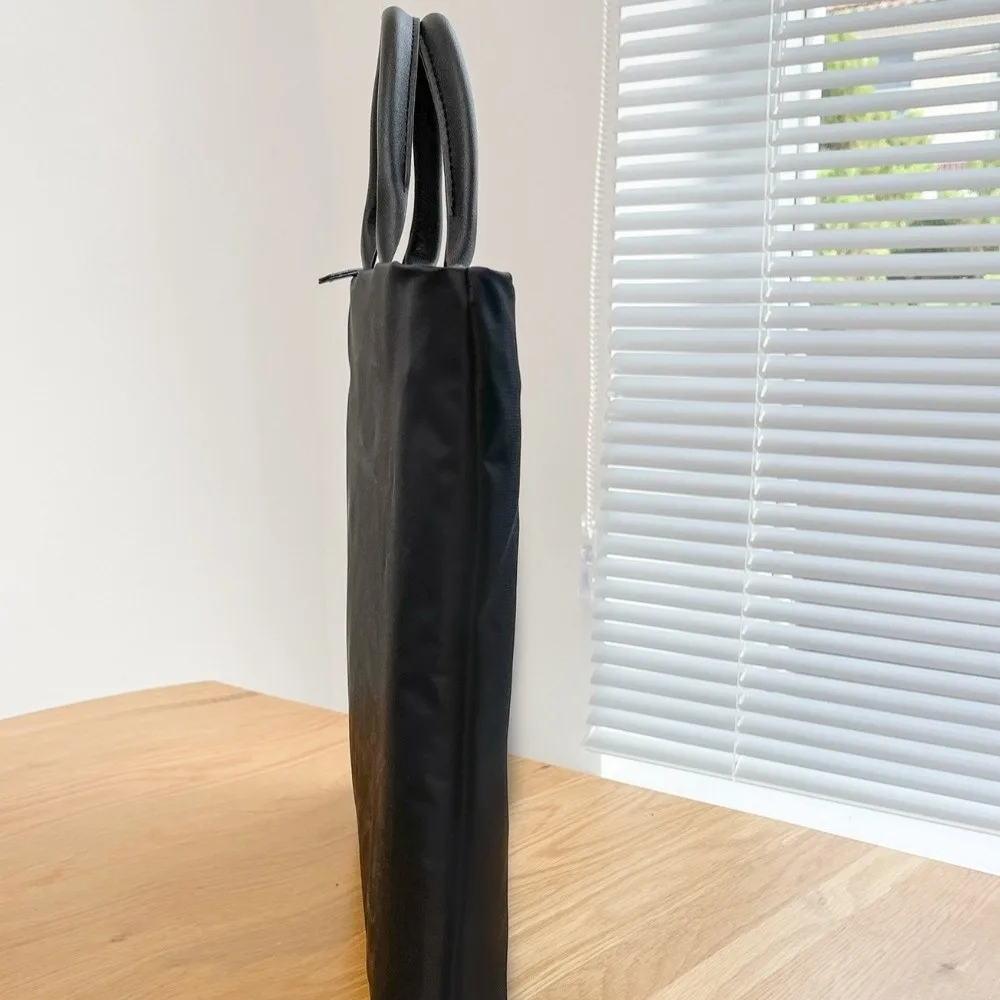 

simple Waterproof Laptop Bag Nylon Fashionable Tote Bag Soft Document Bag Daily Commute