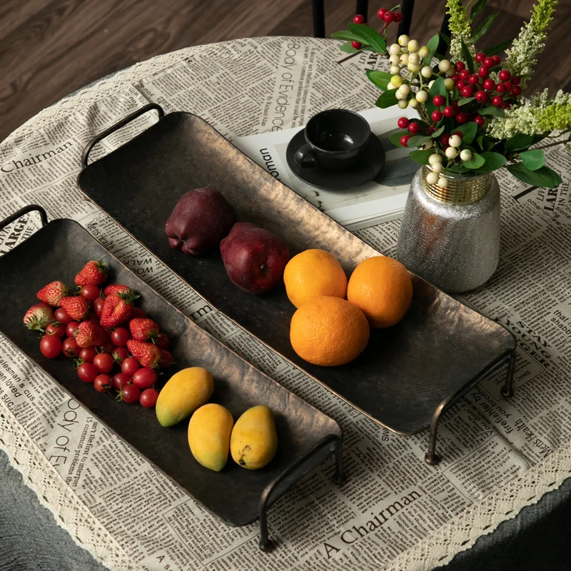 

Loft industrial style creative long strip fruit plate, American vintage iron fruit basket tray type dim sum tray tea tray simple