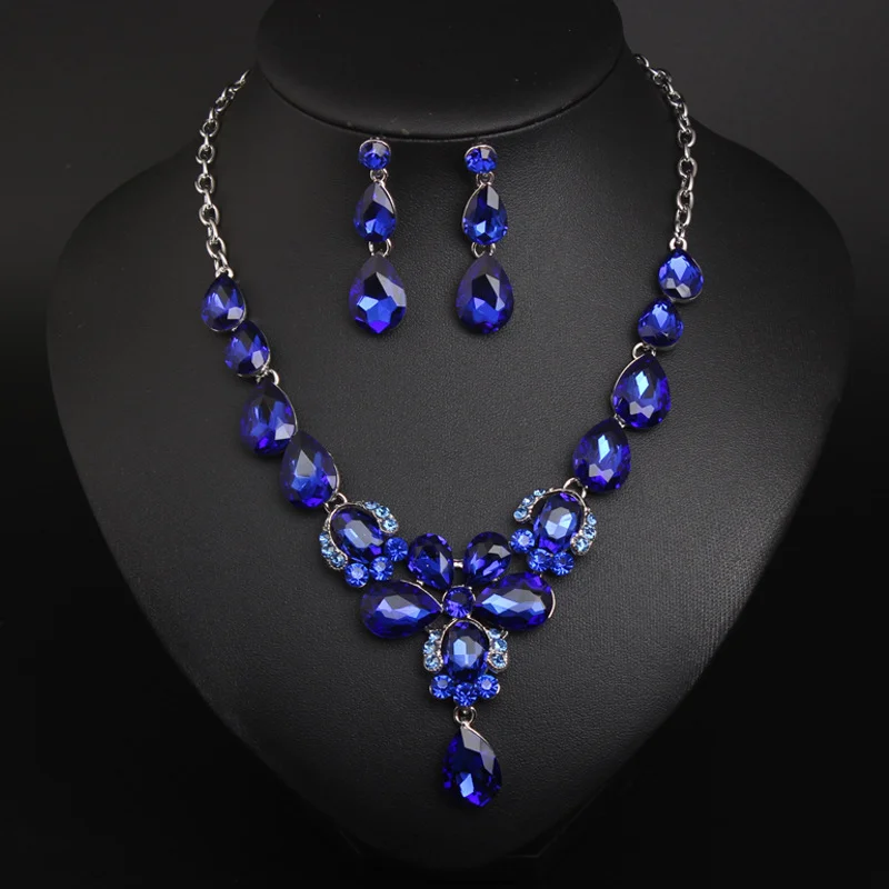 

New large crystal gemstone collar necklace and earring set - drop-shaped women's accessory