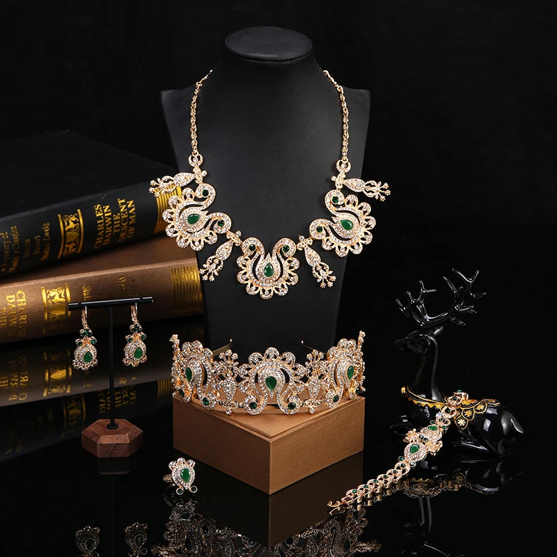 

Golden Plating Bridal Jewelry Set Moroccan Rhinestone for Women Necklace Earrings Ring Bracelet Crown 5pcsset