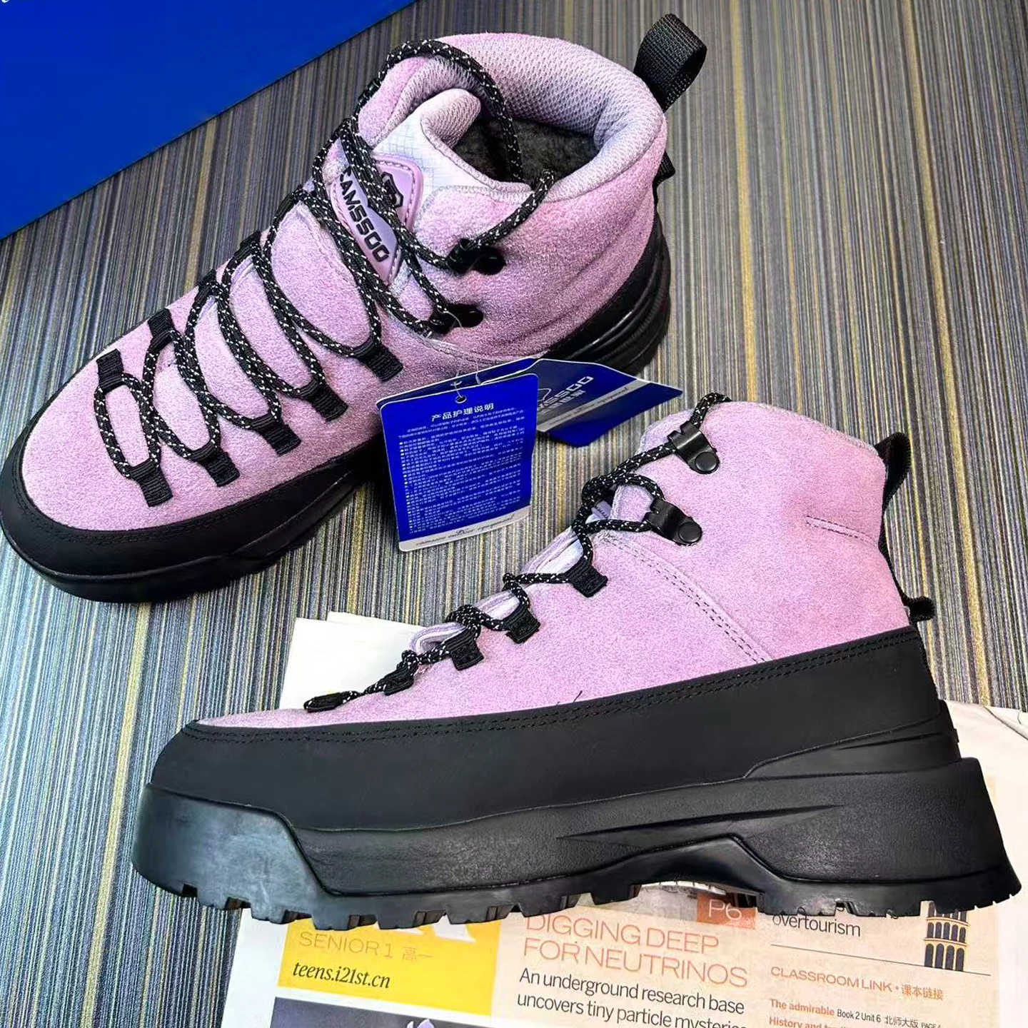 Men's Outdoor Hiking Boots Waterproof Climbing and Trekking Shoes for Hunting Comfortable and Versatile Unisex Hiking Footwear