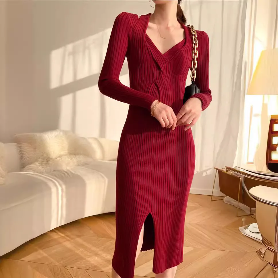 2612 Frühjahr Neues mittellanges Kleid mit V-Ausschnitt und Twist-Slim-Fit, schulterfrei, geteilt, über dem Knie für Damen