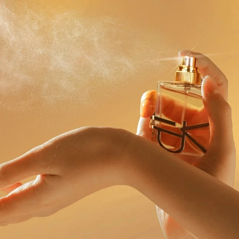 90ml Brand Perfume has distinct layered scents exuding an elegant aura providing a warm feeling making it suitable for dates