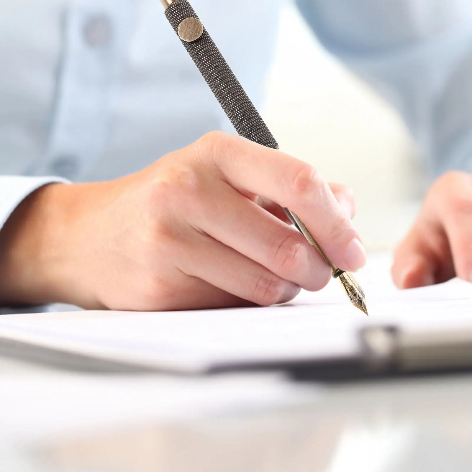 

Vintage Fountain Pen Small Delicate Smooth Writing Portable Office School Stationery Sign Pen For Students Professionals