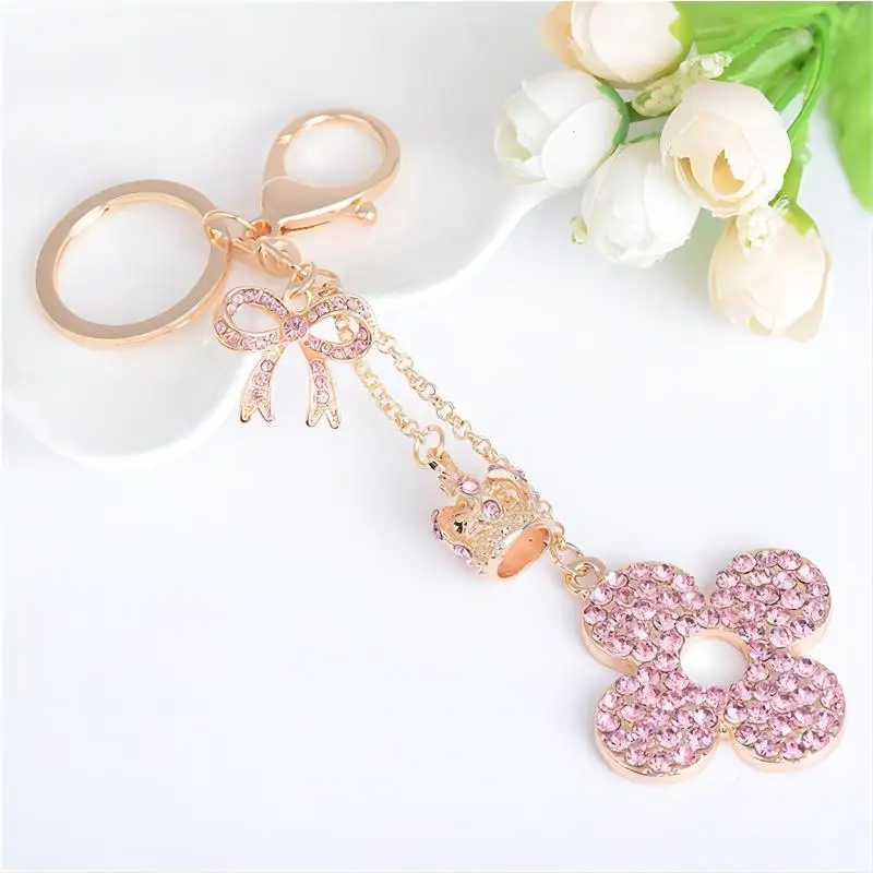 Bling 4 Leaf Clover Charm Keychain Accessories for Women Sparkling Rhinestone Car Keychain Cute Purse Charms for Handbags Gift