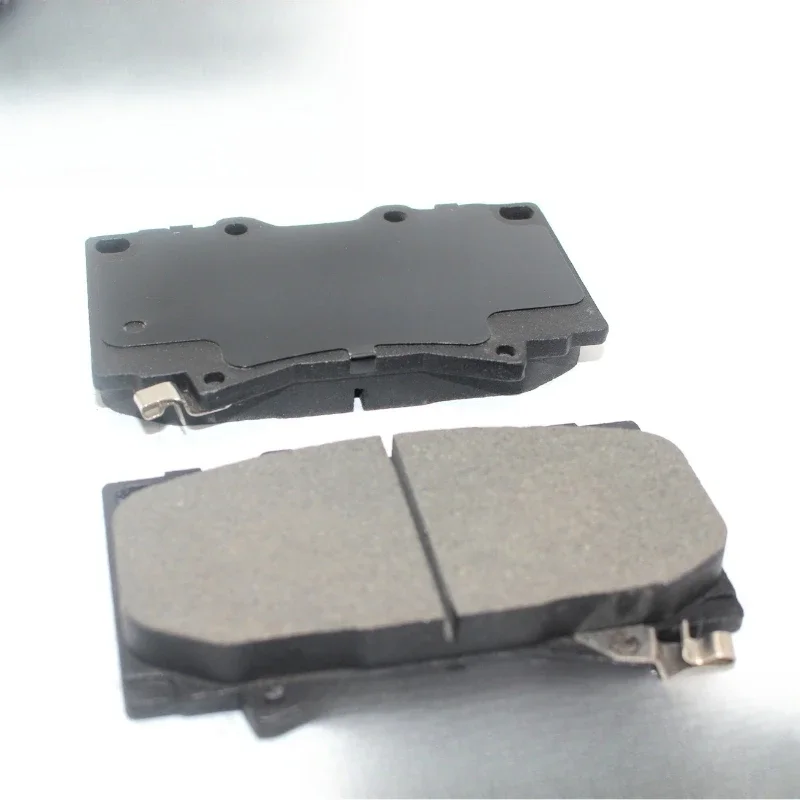 

Brake Pads D812 Suitable for Toyota Prado, automotive high braking wear-resistant ceramic brake pads
