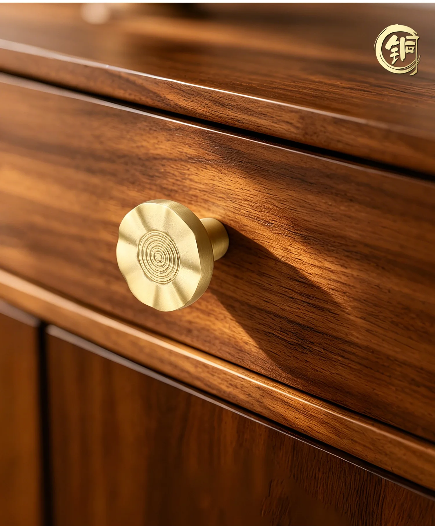 YUTOKO Einfacher Schranktürgriff aus Messing, Luxuriöser Kaffeetischgriff, Schrankgriff, Schminktischgriff, Einloch-Kupfergriff – Detail 6