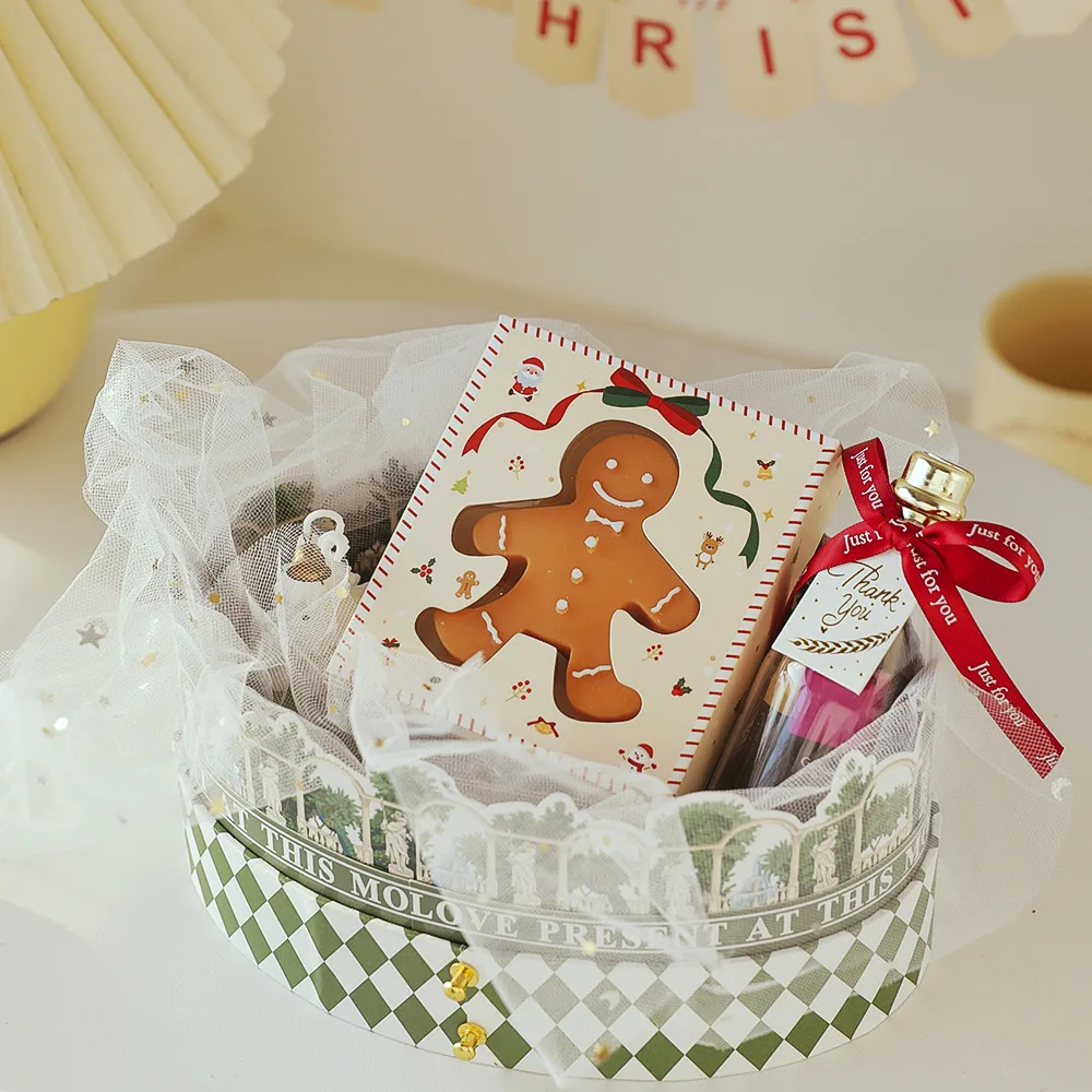 Scented Candle Gingerbread Man Christmas Candles Aromatherapy Creative Festive Atmosphere Decoration Small Ornaments