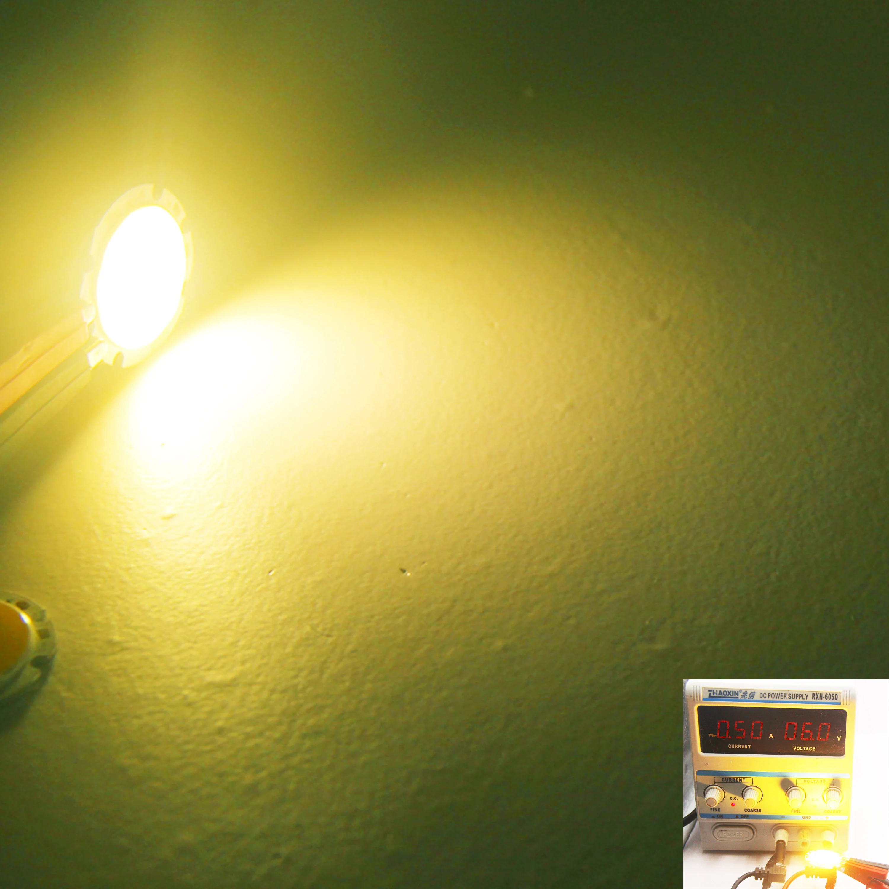 دافئ أبيض LED COB مصدر ضوء لمطعم داخلي ، يأمر الجدول لمبة ، لتقوم بها بنفسك مصباح المنزل ، 30 مللي متر مستديرة ، 3 واط ، 6 فولت تيار مستمر ، 500mA ، 3000K ، Ra80 ، جديد