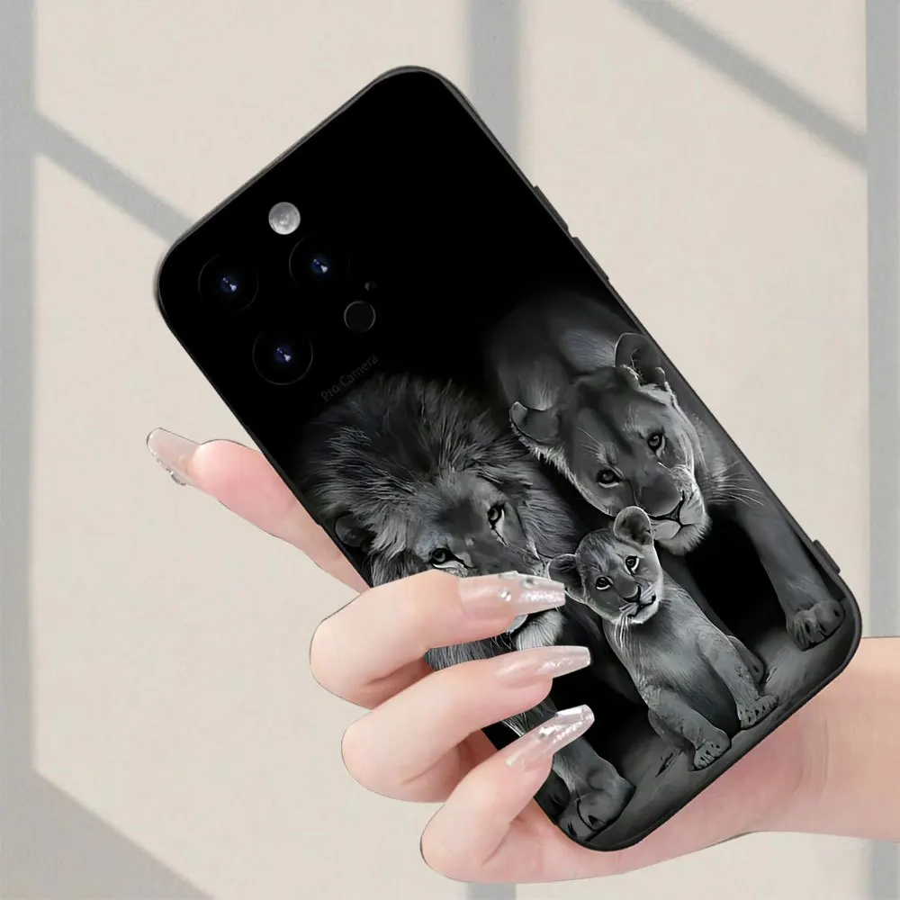 The Lion's Family Pattern  Phone Case for IPhone 17 16 Pro 15 Pro 14 13 12 11 XS 14 PRO MAX 16 plus 14Pro 12pro Soft Shell