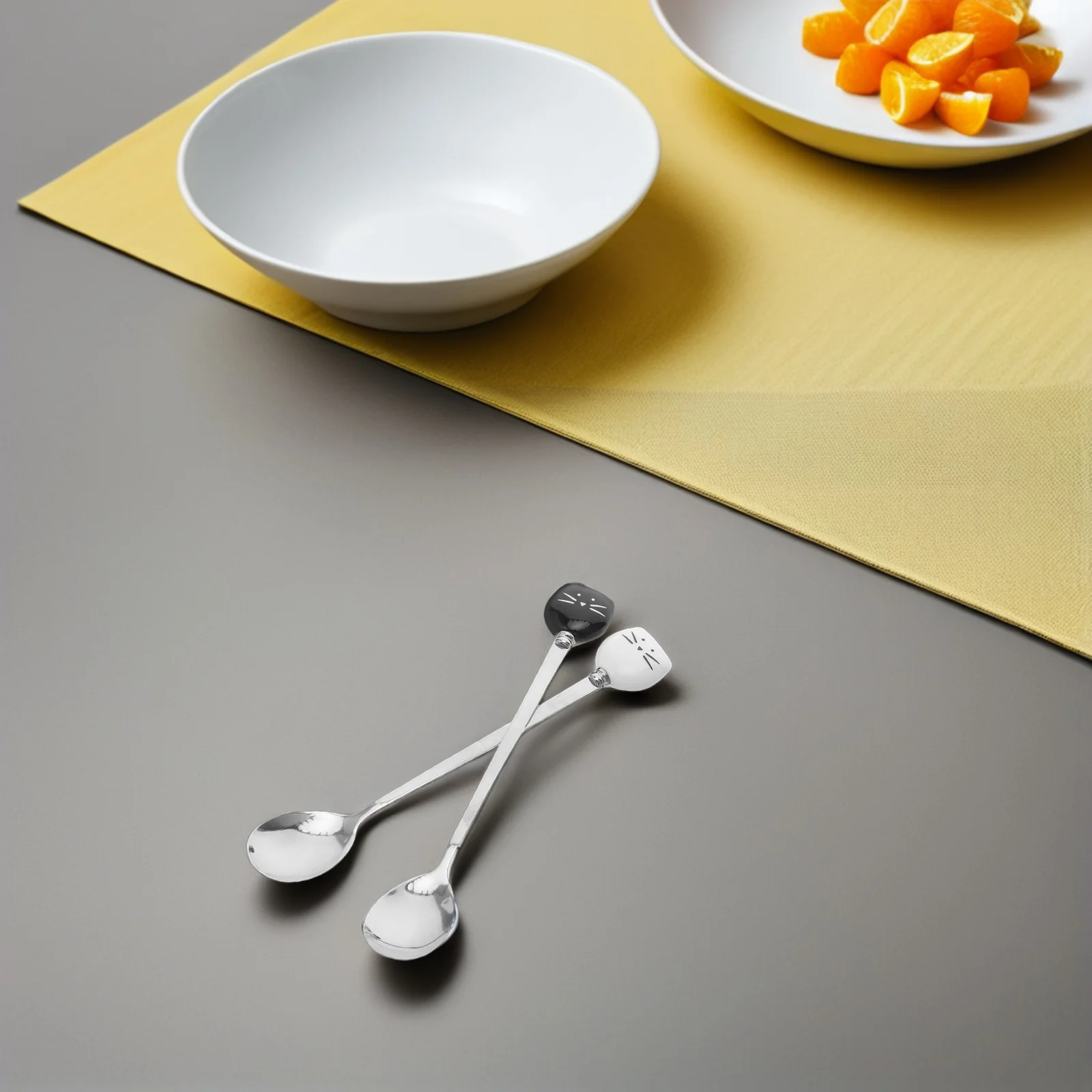 4 قطعة ملعقة قهوة على شكل قطة من السيراميك وشوكة الحلوى مجموعة صغيرة على شكل قطة شوكة فواكه اثارة ملعقة لحفلة شاي الإسبريسو