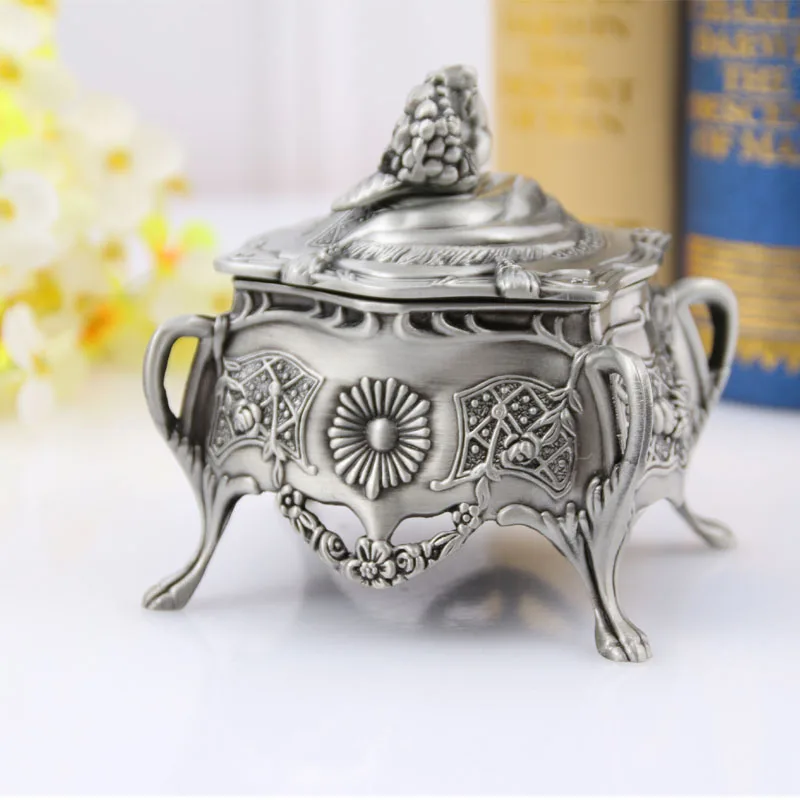 Metal European Retro Jewelry Storage Box Creative European Korean Princess Jewelry Box Home Decoration