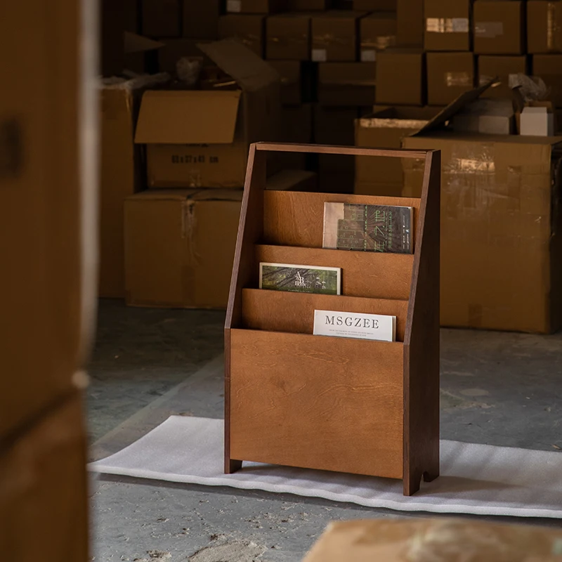 

Adventures in the Dazed Factory Shu Solid Wood Magazine Rack Retro Coffee Shop Small Medieval Floor Bookshelf