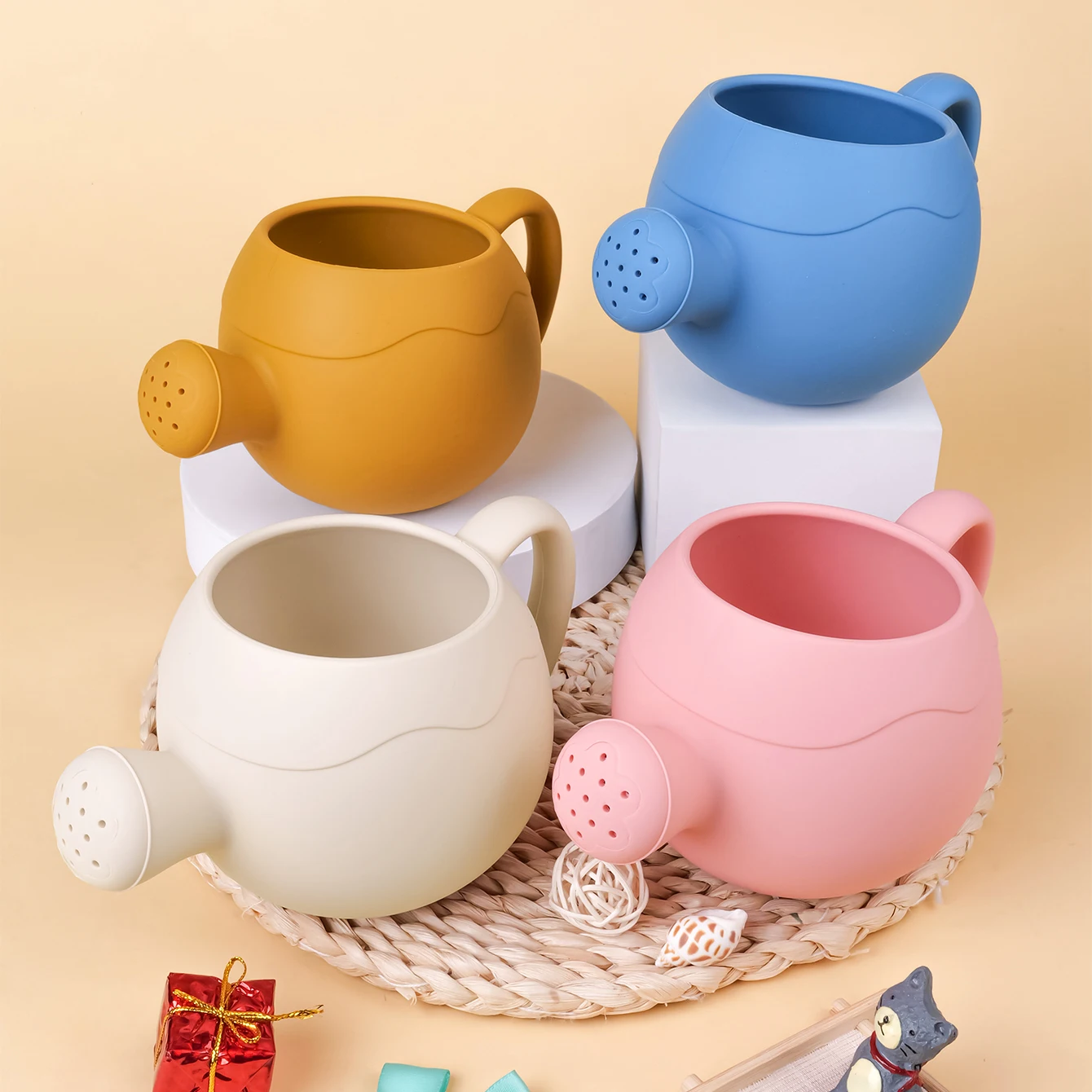 Regadera de silicona con rastrillo, juguetes ligeros y fáciles de agarrar para niños pequeños, perfecta para bañarse, juegos de playa y jardín, 2 uds.