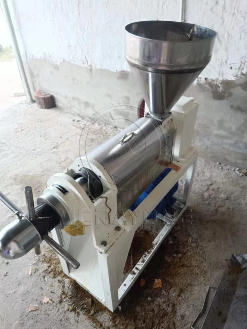 ZX 85 自動スクリューオイルプレス機 半自動コールドプレス ゴマ油・ヒマワリ油搾油機 農場用-モーターコア部品