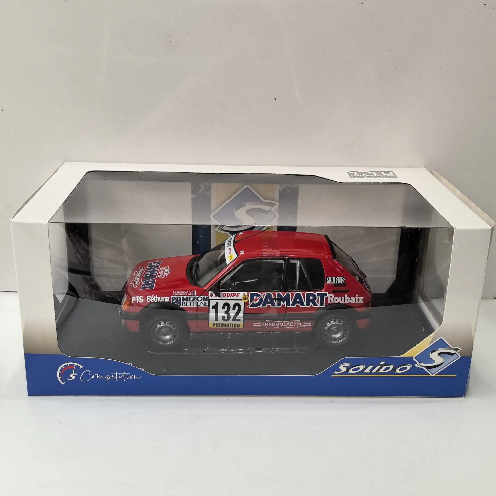 

Модель SOLIDO 1/18 масштаб 205 GTI # Модель гоночного автомобиля Peugeot 132 1986 года из сплава