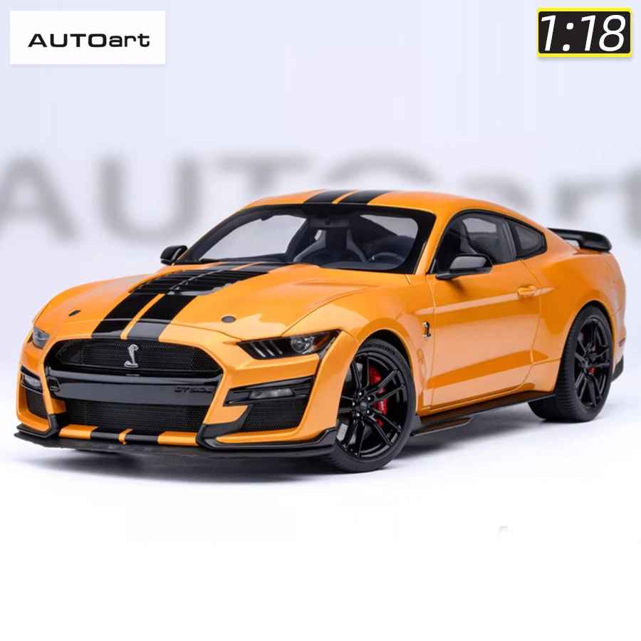 AUTOART New 1/18 scale Ford Mustang Shelby GT500 WHITE SILVER